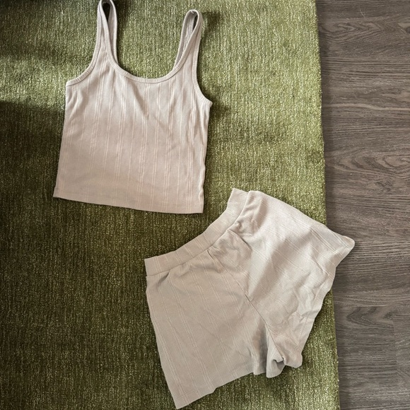 A&F Sleep Pajama Set - Picture 5 of 7